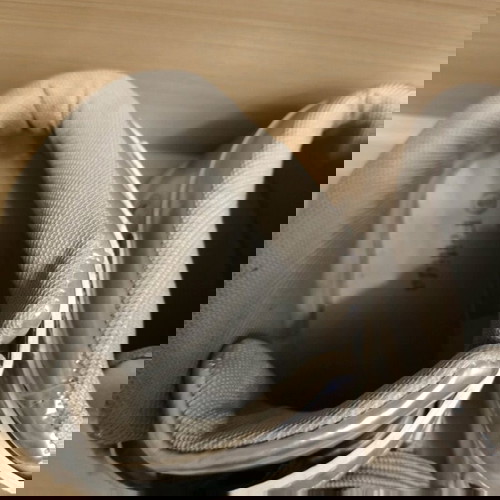 Αθλητικά παπούτσια ασημί σαν καινούργια, νούμερο 40