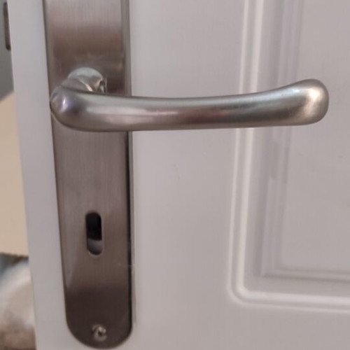 Interior door like new, white, approx. 65 cm width and 205 cm height