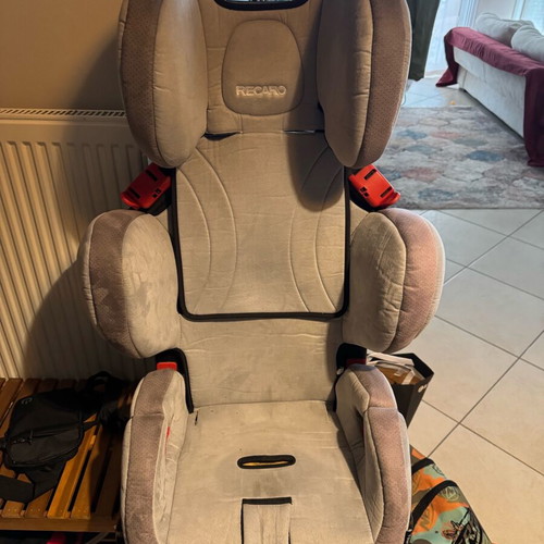 Recaro child car seat like new 9-36 kg