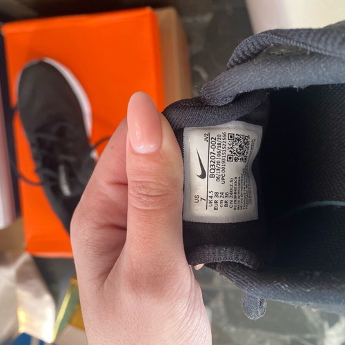Nike running shoes like new, size 38, black