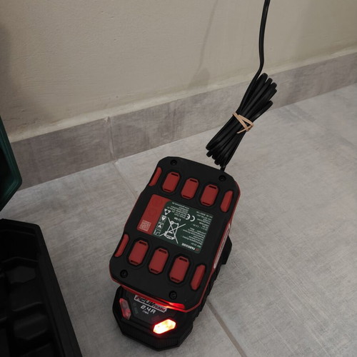Rechargeable Drill Driver 20V like new with charger and battery