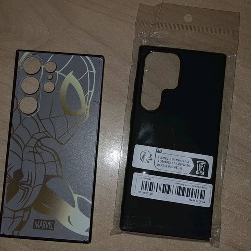 S23 Ultra cases Marvel Spiderman and Total Black like new