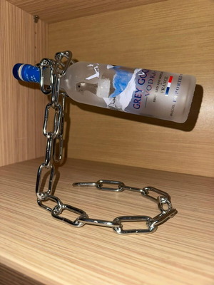 Chain Wine Holder new