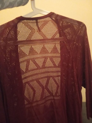 Stradivarius burgundy cardigan used, small/medium