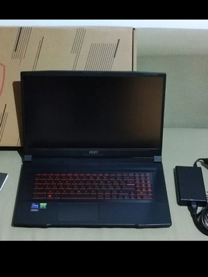 Gaming λάπτοπ MSI Katana i7 12ης γενιάς 12700H RTX 3050 17.3 144Hz σαν καινούργιο