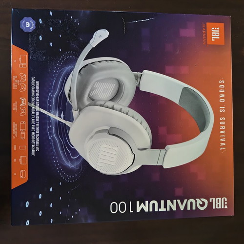 JBL Quantum 100 Wired Gaming Headset like new, white