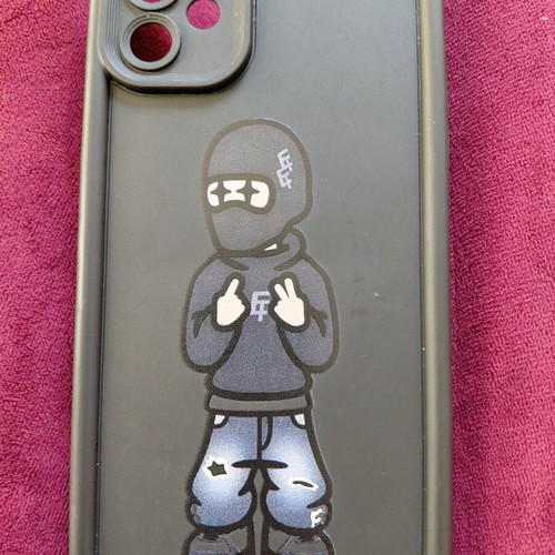 iPhone 11 cases like new, pack of 2 pieces
