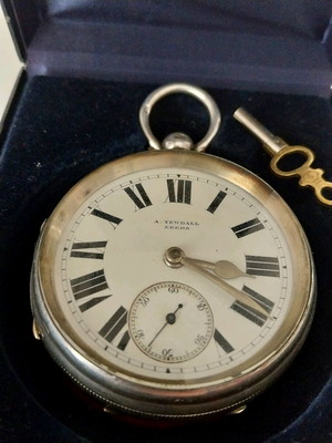 Ασημένιο ρολόι κόσμημα μεταχειρισμένο, τέλη 19ου αιώνα, λειτουργικό