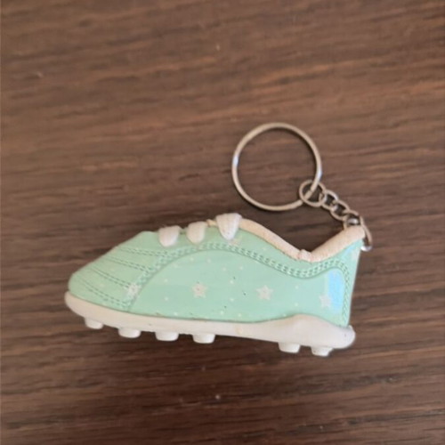 Converse Like Keychain Set like new, colorful pink