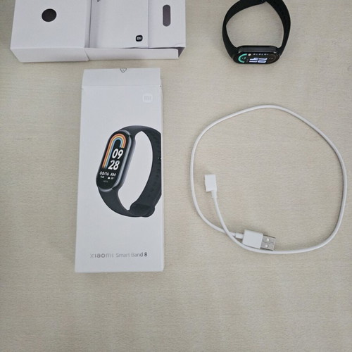 Xiaomi Smart Band 8 black fitness tracker