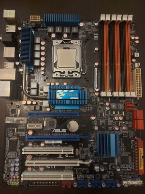 Asus P6T SE motherboard with Intel Core i7 like new