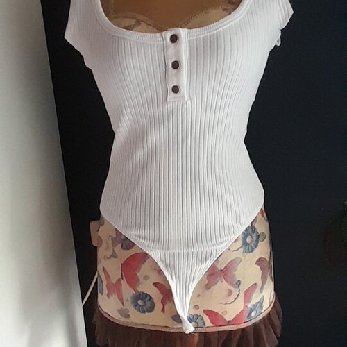 Zara white bodysuit small, elastic, short sleeve