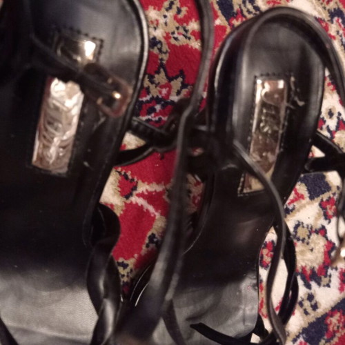 Women's black sandals like new with silver rhinestones, size 37