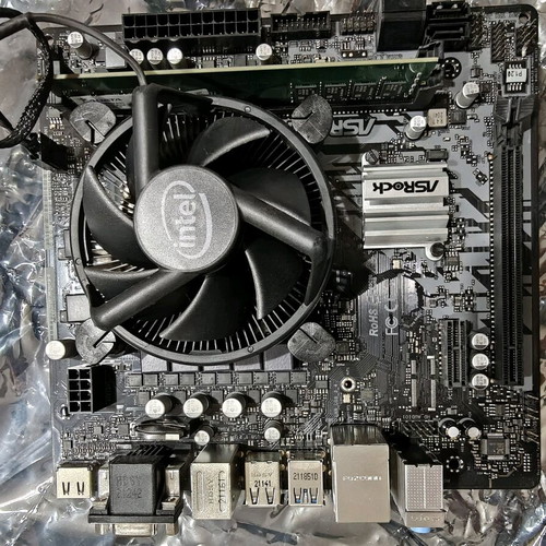 ASRock H510M-HVS with Intel Core i3-10105 and 8GB DDR4 3200MHz used