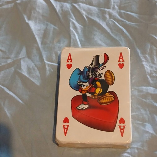 Komix playing cards like new