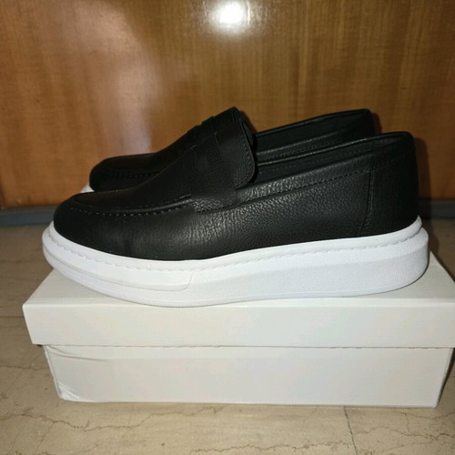 Loafer shoes size 43 new black and white