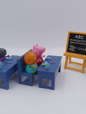 Peppa Pig Η Τάξη Της Πέππα Μεταχειρισμένο Σετ Φιγούρες