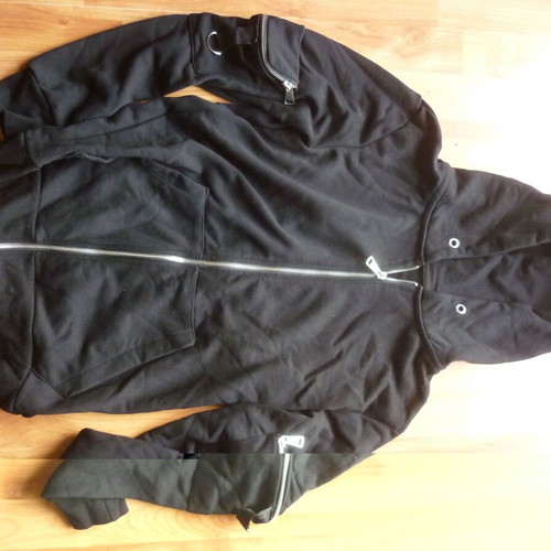 Humanism women's teen black medium sweatshirt jacket used