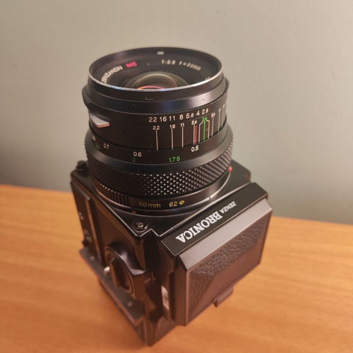Zenza Bronica ETRSi Medium Format Camera 645 with 50mm F2.8 Lens and Two Prisma Viewfinders like new
