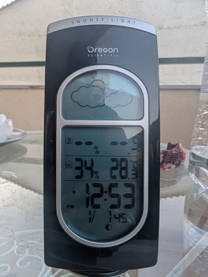 Oregon Scientific Digital Wireless Weather Station like new