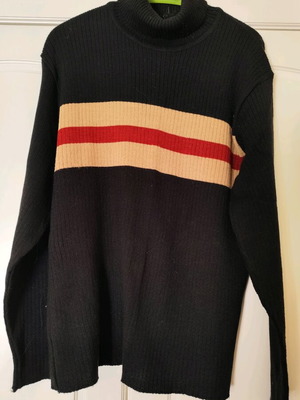 Men's turtleneck sweater used, black and beige