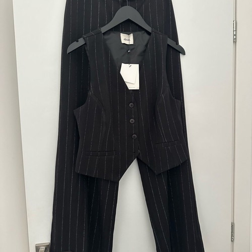 Dixie vest and pants set new, black