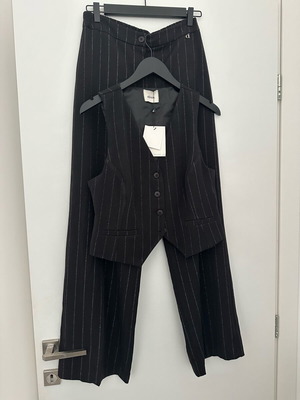 Dixie vest and pants set new, black