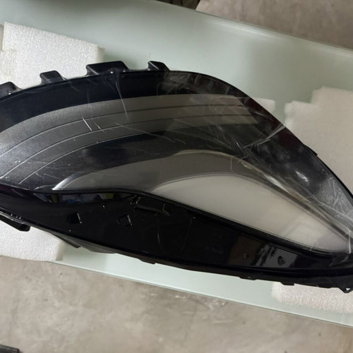 Tesla Model 3 Model Y front right headlight new Part Number 1514963-00-E
