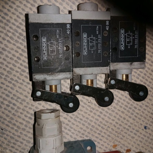 Air limit switches new