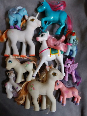 Various ponies used, pack of 10 pieces