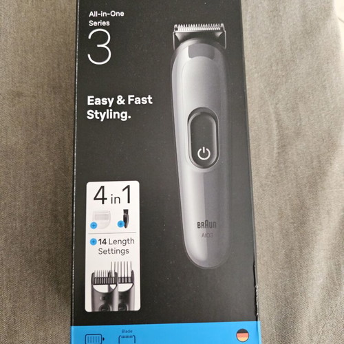 Braun Series 3 AIO3500 trimmer like new with charger and accessories