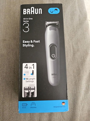 Braun Series 3 AIO3500 trimmer like new with charger and accessories