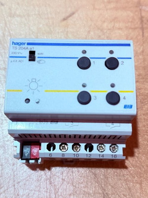 Hager TS 204A logic controller used