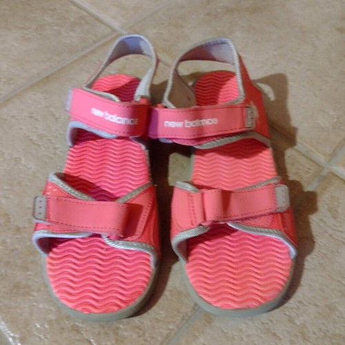 New Balance women's sandals size 38 almost new pink