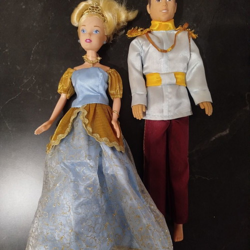 Disney Princess Cinderella and Prince Dolls used