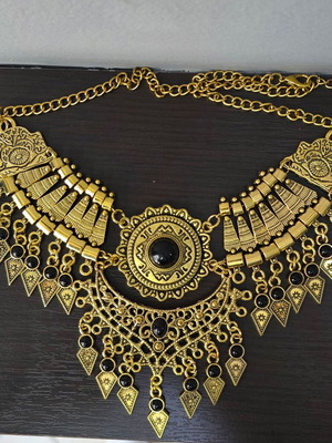 Σετ κοσμήματα ethnic/boho καινούργιο με χρυσαφί και μαύρες πέτρες