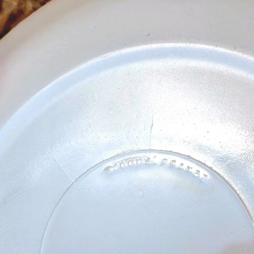 Σετ Arcopal France με παιδικές παραστάσεις και αυγουλιέρα, σαν καινούργιο