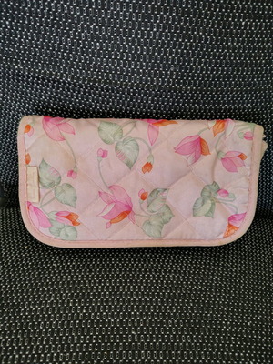 Pierre Gardin toiletry bag new, pink with floral design