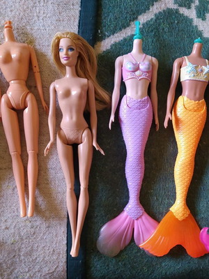 Barbie bodies and doll like new, 4 bodies, 3 mermaids, 1 Fashionista