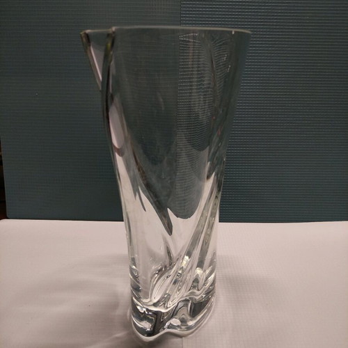 Crystal vase like new without defects