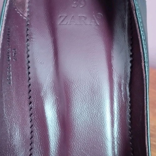 Zara pointed black pumps used, size 39