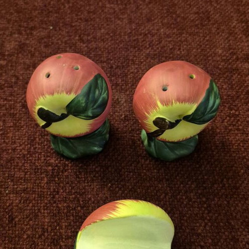 Salt and pepper set with napkin holder like new