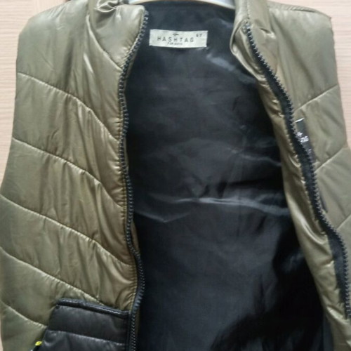 Kids sleeveless jacket khaki new, size 116 cm