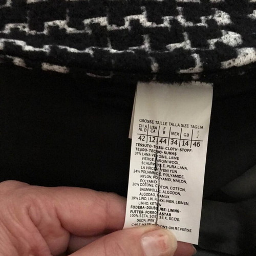 Italian Coat branded new, high quality, size L