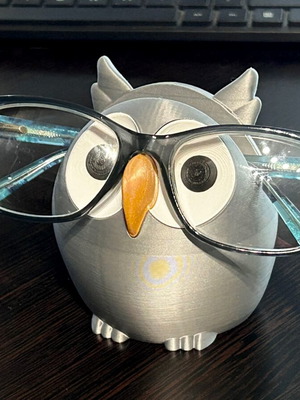 3D Printed Glasses Stand