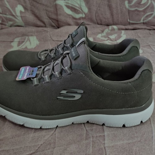 Skechers women's athletic shoes, size 37.5, grey