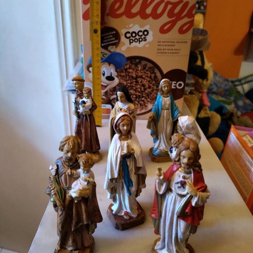 Saint figurines new, pack of 8, hard plastic, made in Italy