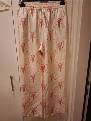 Gucci satin summer pants like new, beige and pink, size M