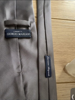 Silk tie Giorgio Mariani new