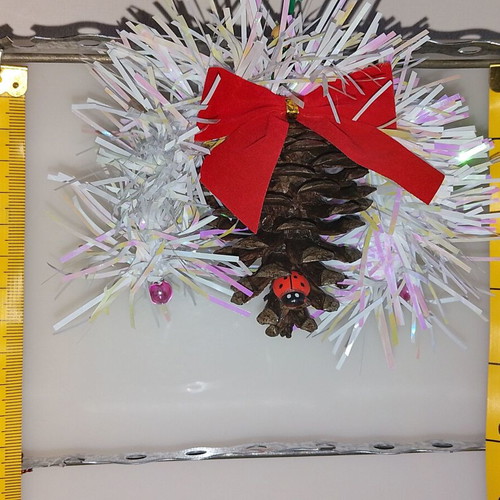 Christmas pinecone ornaments new, set of 8, natural decoration